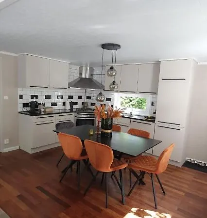 Chalet Luxe 4-6 Pers Chalet Op De Veluwe *